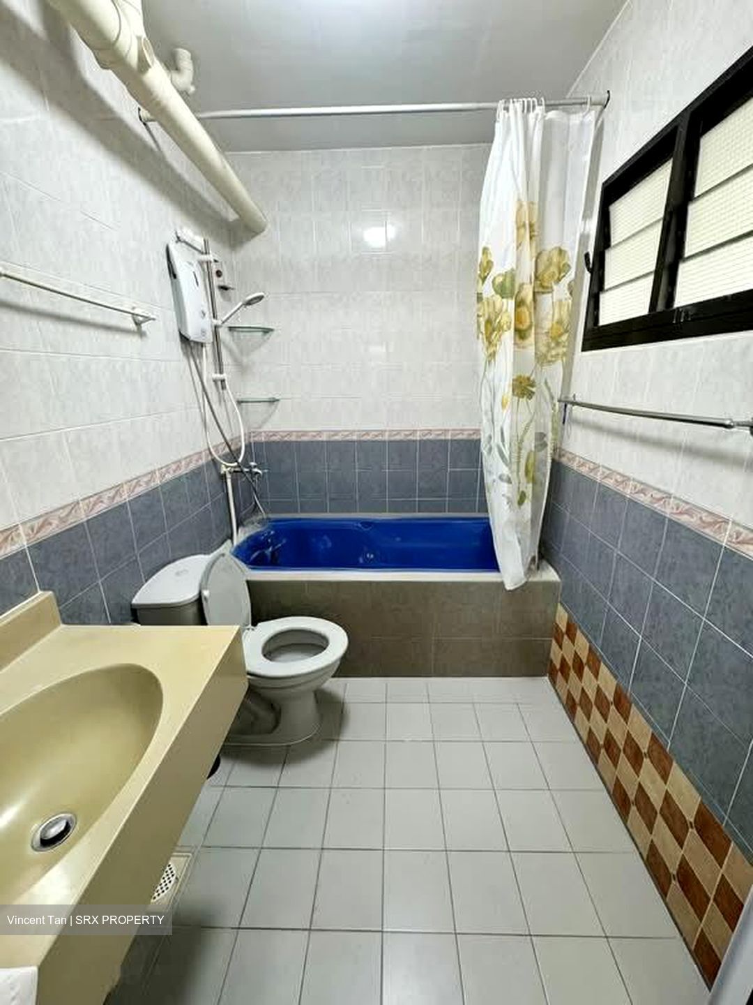 Blk 297B Compassvale Green (Sengkang), HDB Executive #579225941